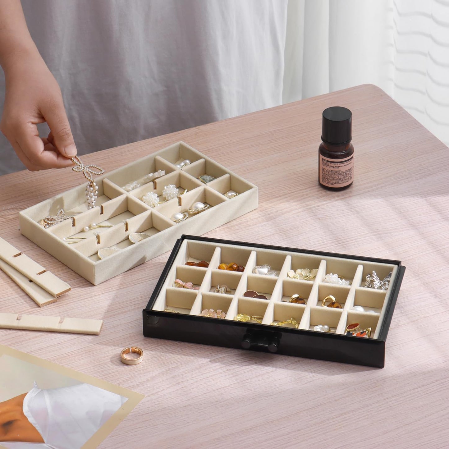 YUFONG Earring Organizer Box Acrylic Jewelry Organizer with 3 Drawers 54 Adjustable Grids Clear Stackable Earring Holder Velvet Trays Ring Display Case for Women Girls (Beige)