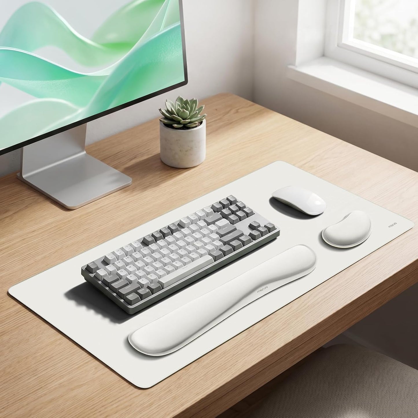 MOSISO Keyboard Mouse Pad Set, Gaming Mouse Pad&Keyboard Wrist Rest&Wrist Rest, Ergonomic Wristrests with Memory Foam Home Office Easy Typing Cushion Non-Slip Mousepad, Purple