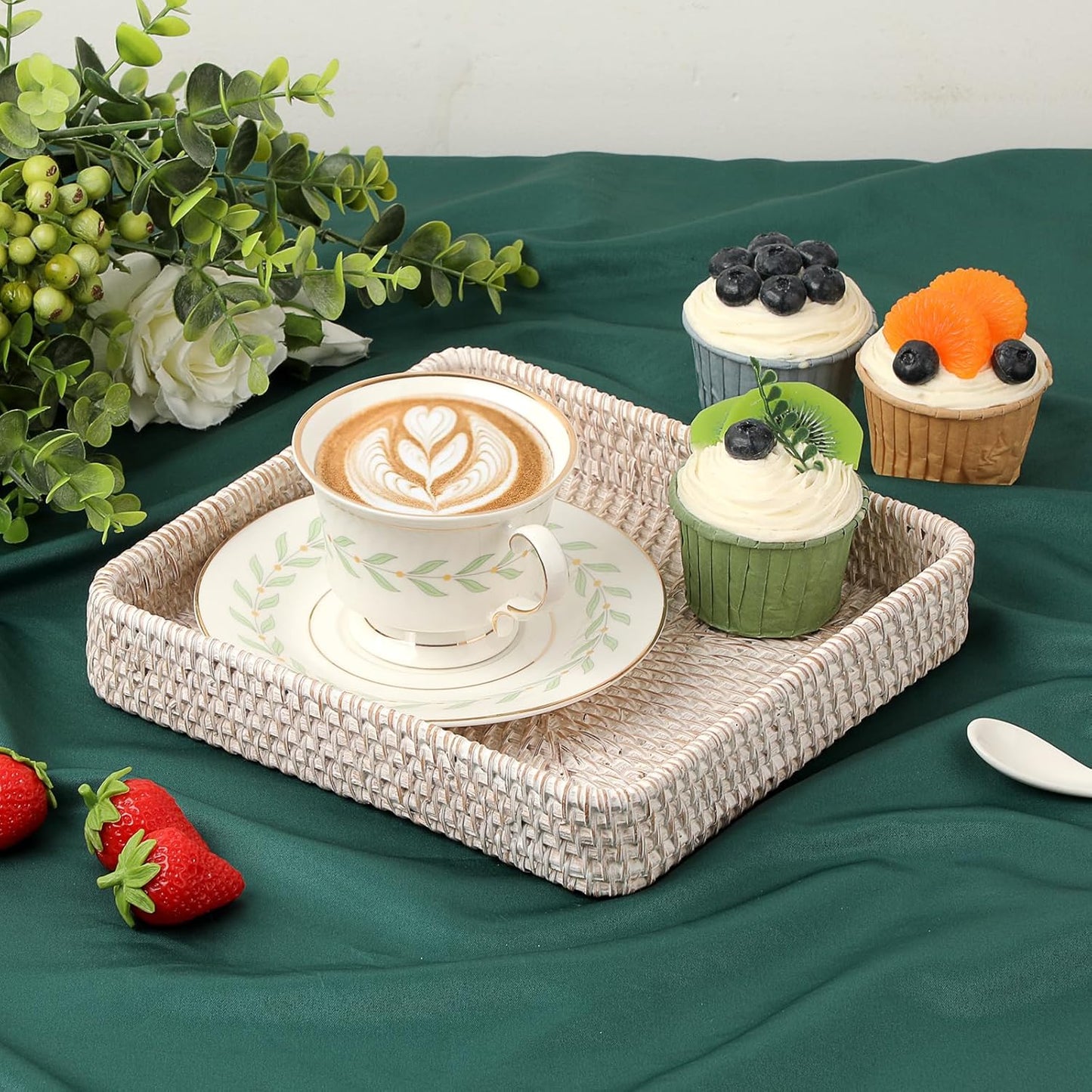 Hipiwe Key Basket Tray for Entryway Table Rattan Serving Tray Handwoven Wicker Baskets Vanity Trays Square Decorative Fruit Trays for Kitchen Counter Bedside Living Room Bathroom, 8.1"
