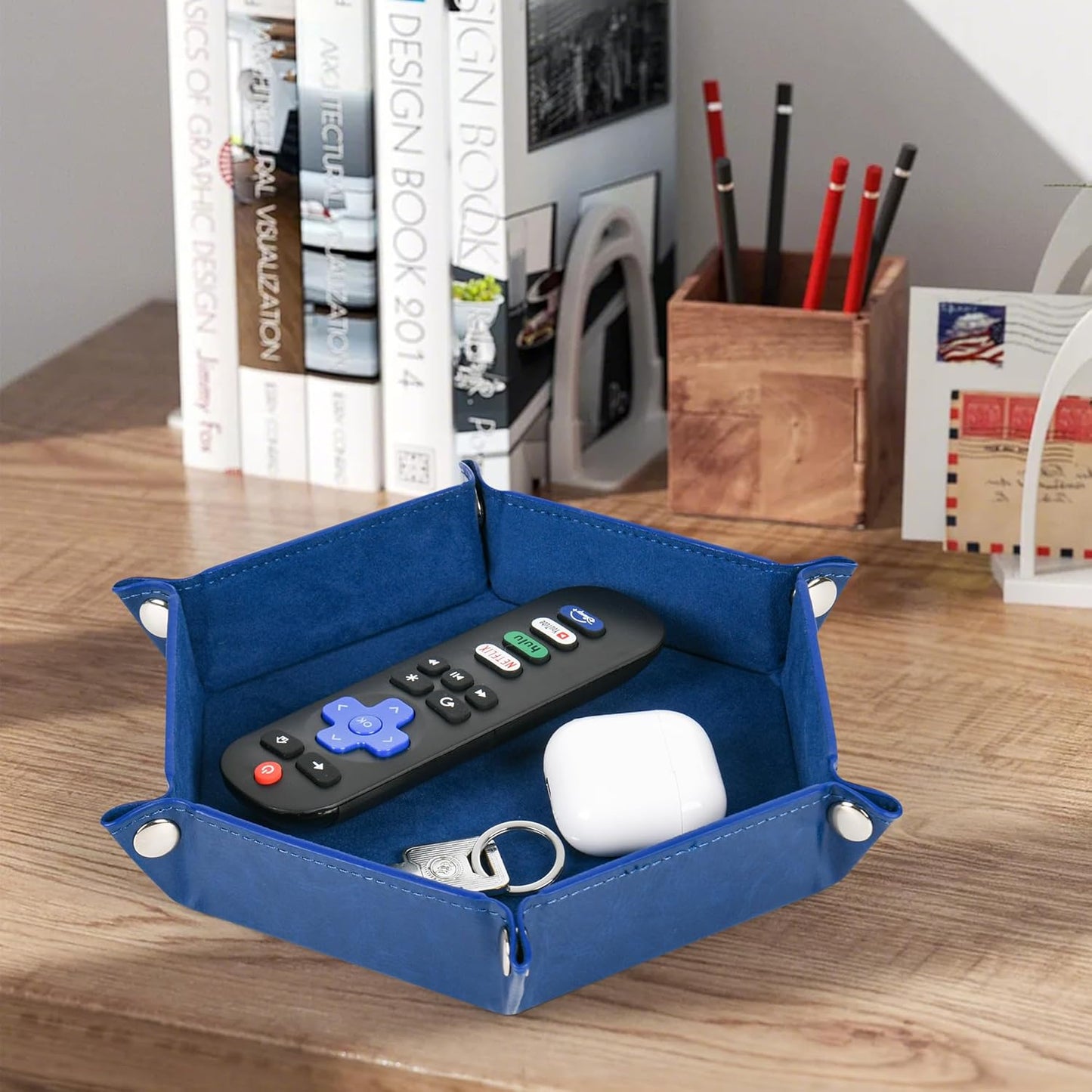 Deluxe Leather Tray Desktop Storage Organizer Watch Remote Control Jewelry Cell Phone Wallet Keychain Desktop Storage for Home, Camping Unique Gift Ideas for Men and Friends