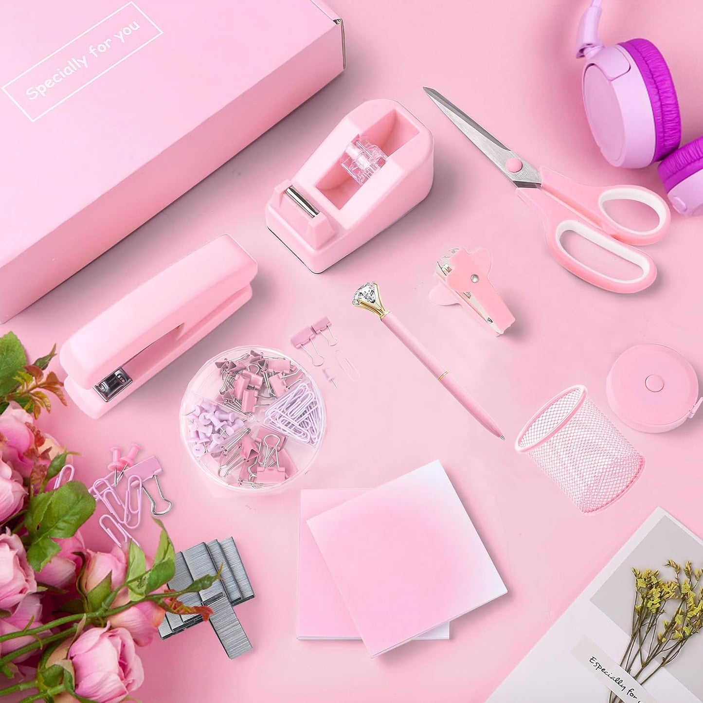Famassi Rose Gold Desk Accessories，Office Supplies Set Acrylic Stapler Set Staple Remover, Tape Holder, 2 Ballpoint Pen, Scissor, Binder/Paper Clips and 1000pcs Staples.