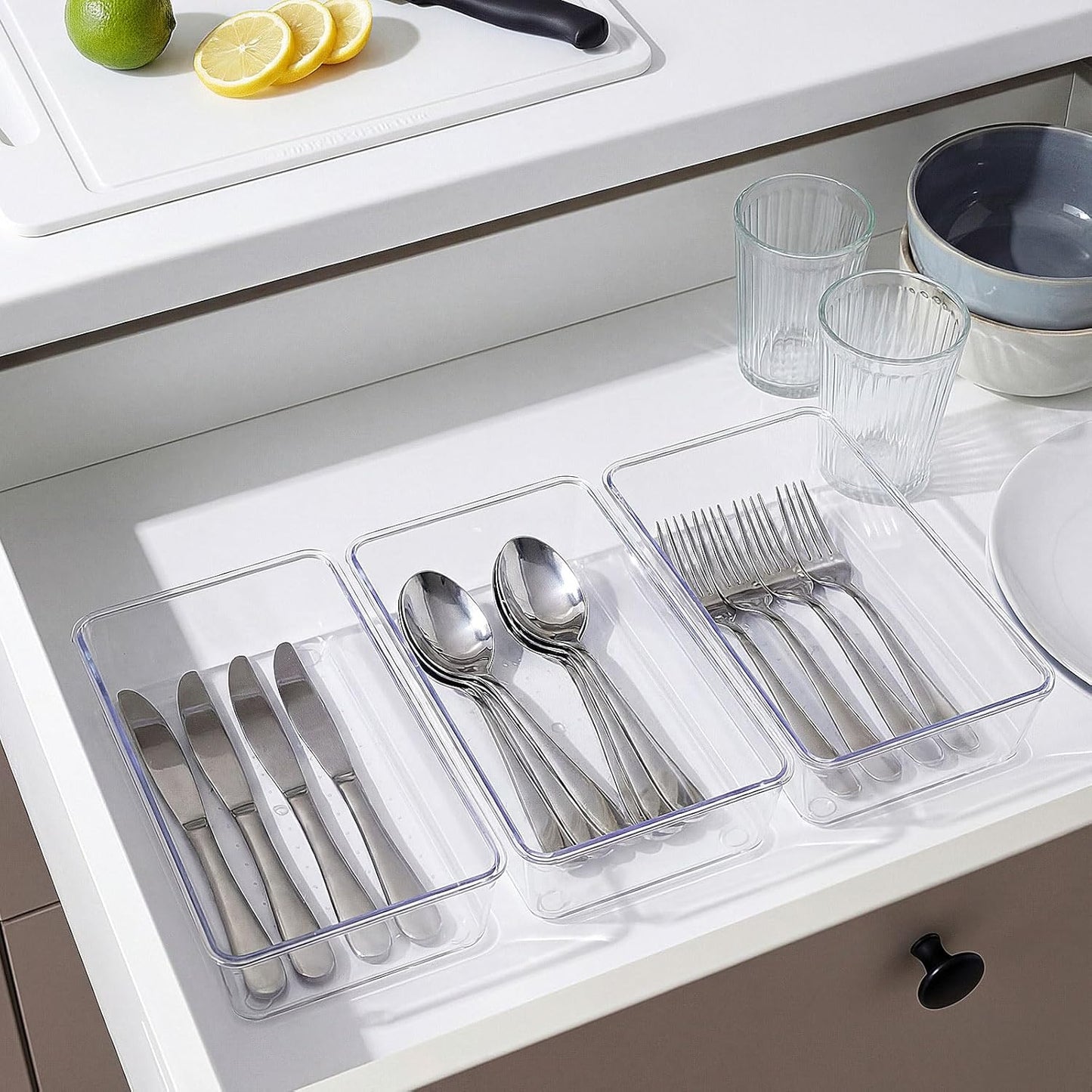 Maitys 12 Pcs Clear Drawer Organizer 9 x 3 x 2 Inches Plastic Rectangle Trays Makeup Vanity Storage Bins and Kitchen Drawers Dividers for Office Desk Silverware Kitchen Utensils(Clear)