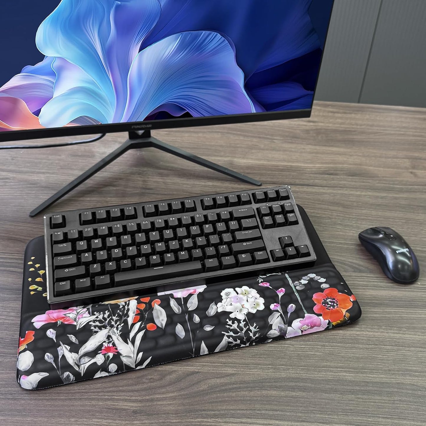 Computer Keyboard Stand with Wrist Rest, Ergonomic Tilted Keyboard Holder - Keyboard Riser with Wrist Pad - Keyboard Tray Support for Office Home - Black