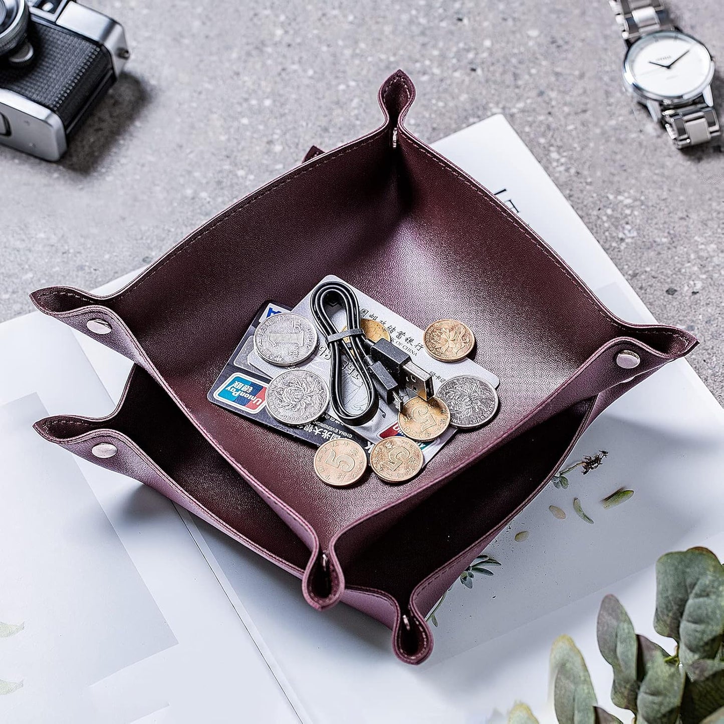 SANQIANWAN Leather Jewelry Valet Tray for Women and Man, Entryway Table Bedside Nightstand Desk Portable Small Catchall Travel Dish Plate for Key,Wallet,Watch,Phone,Coin(Pink-B)