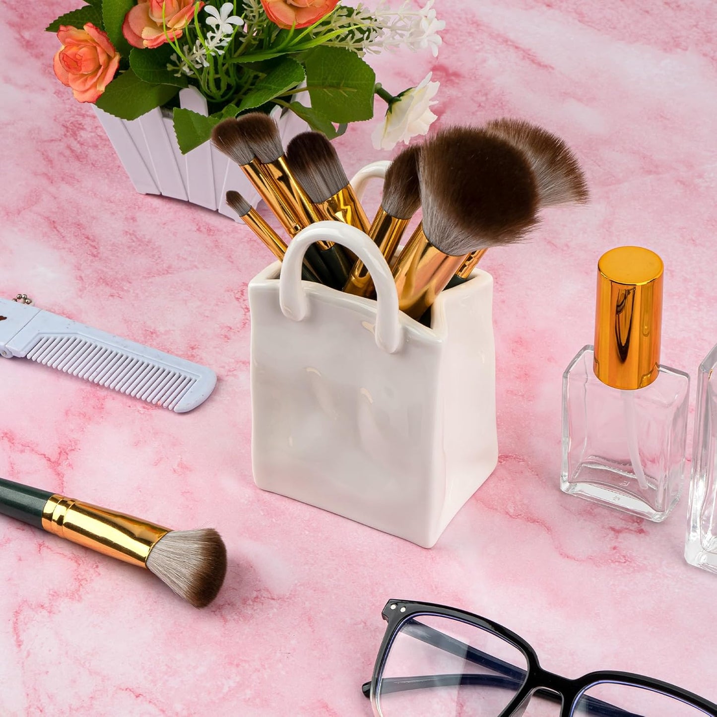 Vintage Handbag Ceramic Pencil Holder, White Pen Cup Desk Organizer, Cute Aesthetic Ceramic Brush Holder, 1 Pack