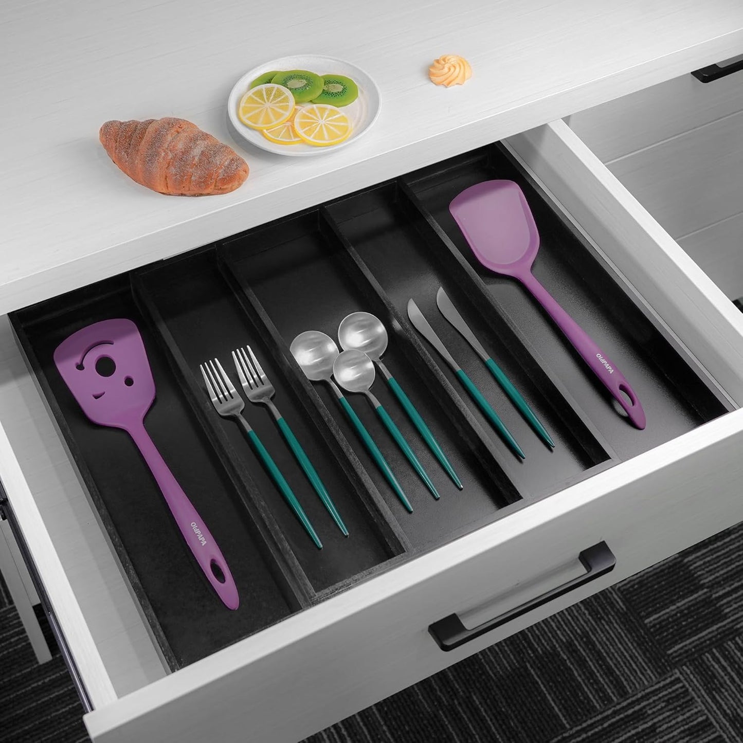 Utoplike Bamboo Expandable Kitchen Drawer Organizer, Adjustable Utensil Holder and Cutlery Tray Organiser, Drawer Divider for Silverware, Flatware, Knives in Kitchen, Bedroom, Living Room, 5 Slot