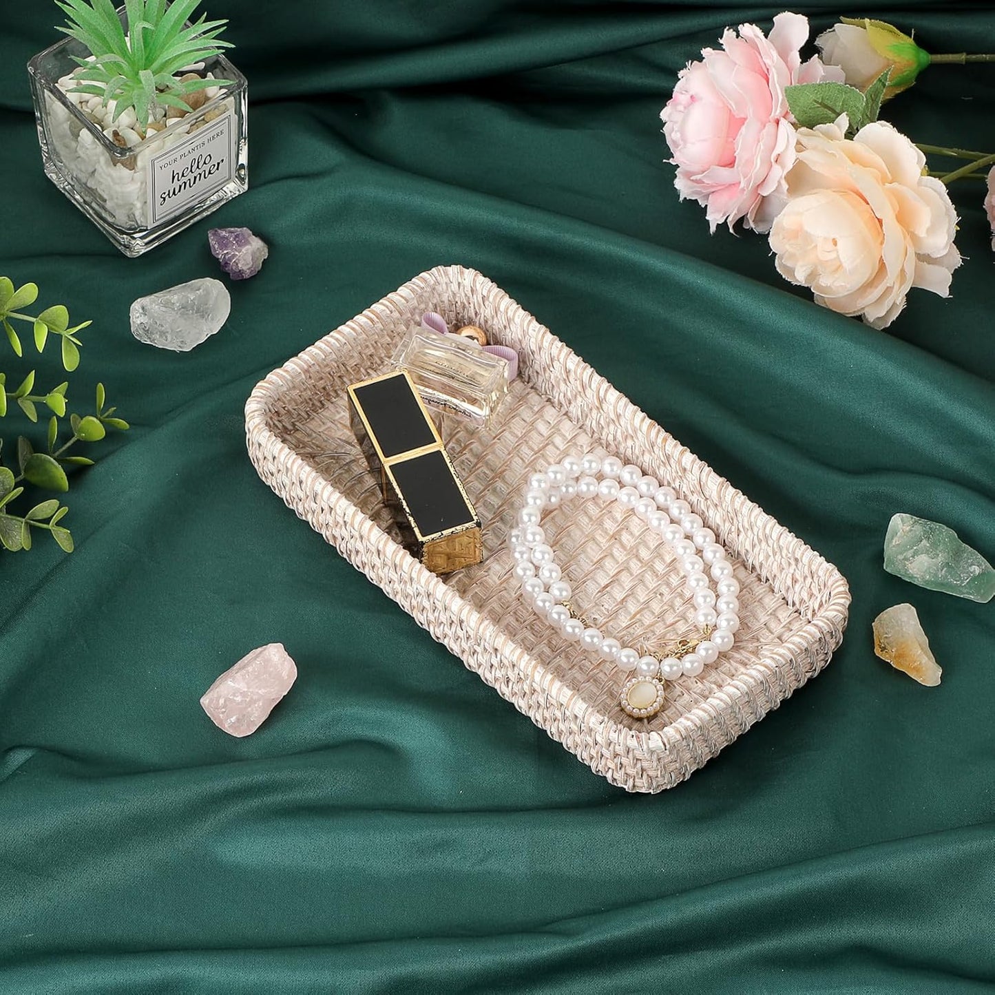 Hipiwe Key Basket Tray for Entryway Table Rattan Serving Tray Handwoven Wicker Baskets Vanity Trays Square Decorative Fruit Trays for Kitchen Counter Bedside Living Room Bathroom, 8.1"