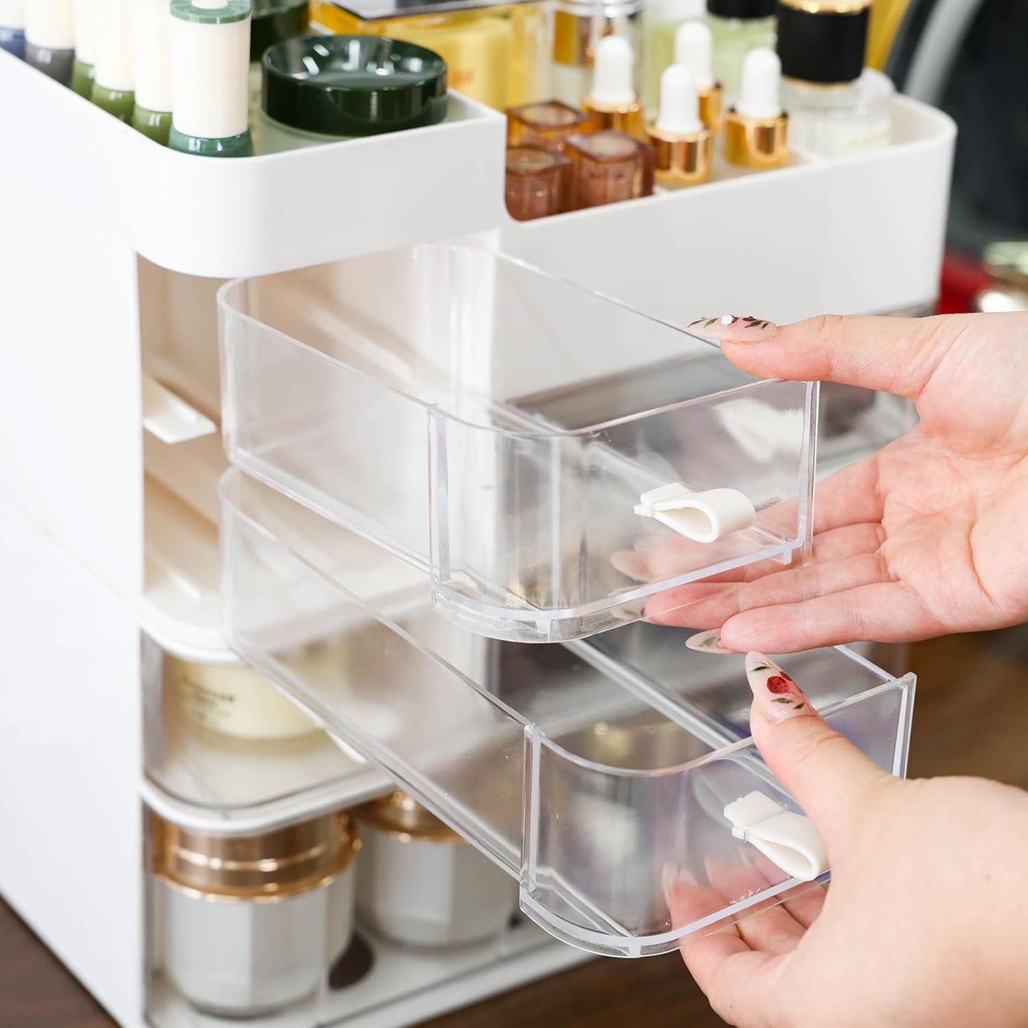 White Makeup Organizer With Drawers,Large Skincare Organizers for Countertop,Desk,Dresser,Plastic Bathroom Counter Organizer for Brush,Palettes,Perfume,Beauty Products Organization,Skin Care Storage