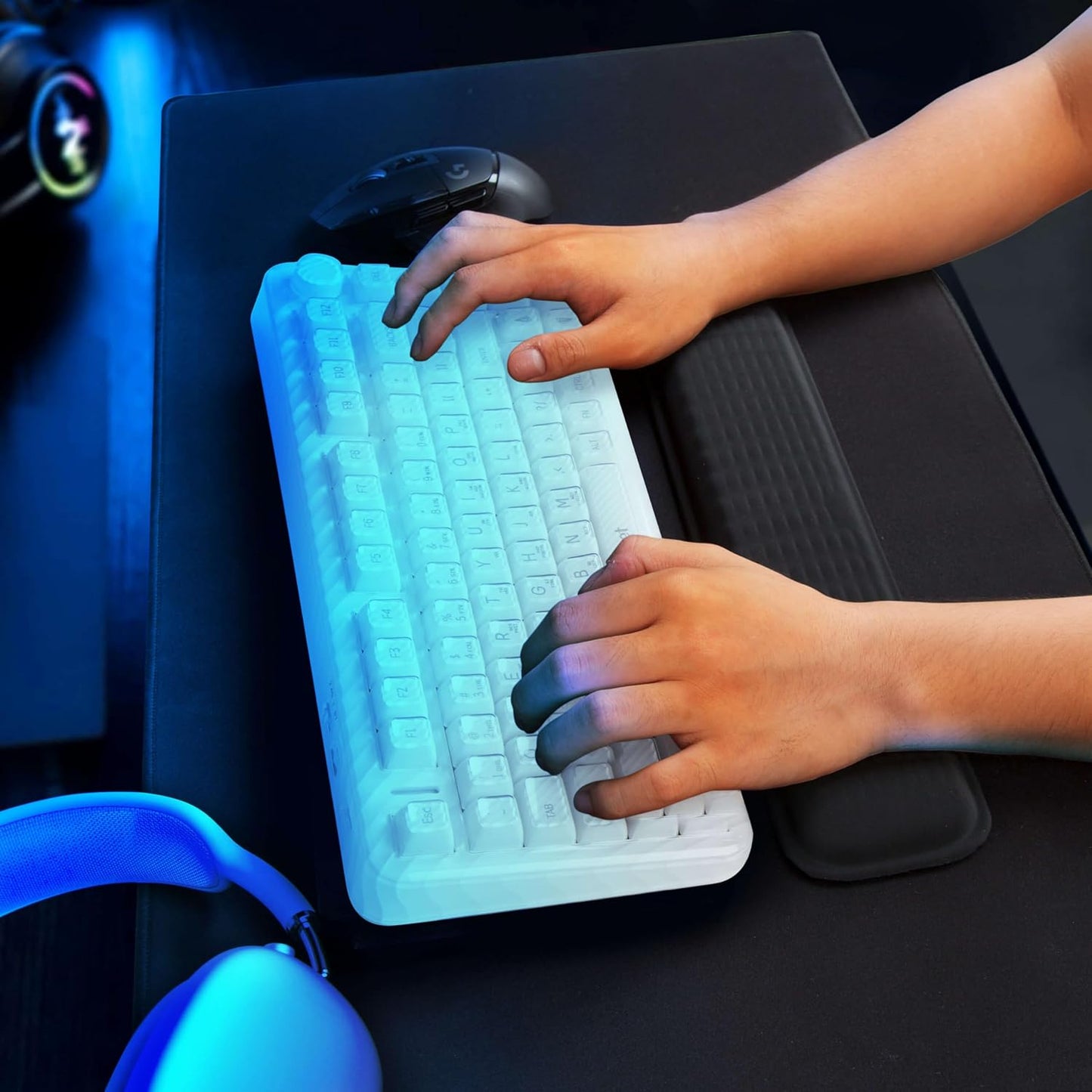 MEKASS Keyboard Wrist Rest, Soft Memory Foam Wrist Support for Keyboard, Keyboard Hand Rest Pad for Wrist Pain Relief, Keyboard Wrist Guard for Long Hours of Work, Gaming, Studying（Classic Black）