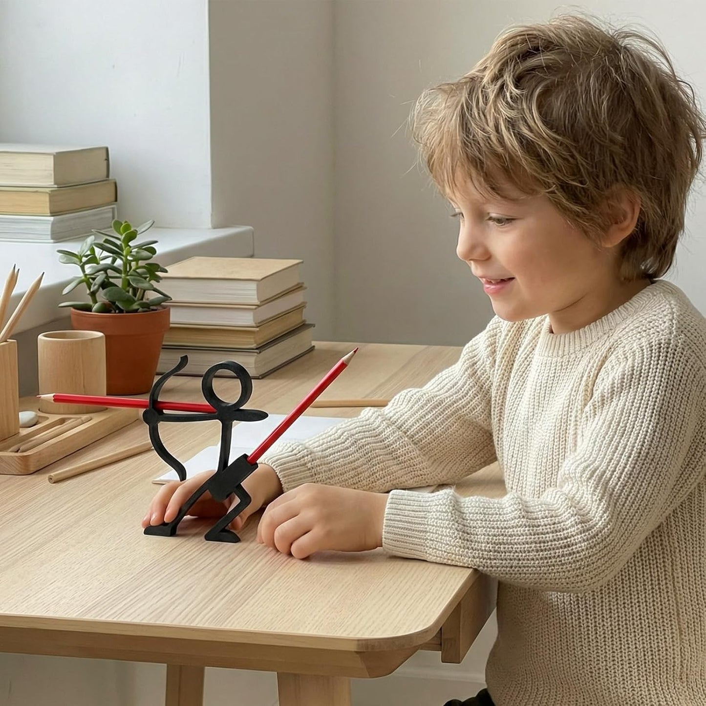 Funny Archer Pencil Holder, 3D Pen Desk Decor Cool Office Desk Organizer for Pencils Pens Creative Office Display Decorations (Archer)