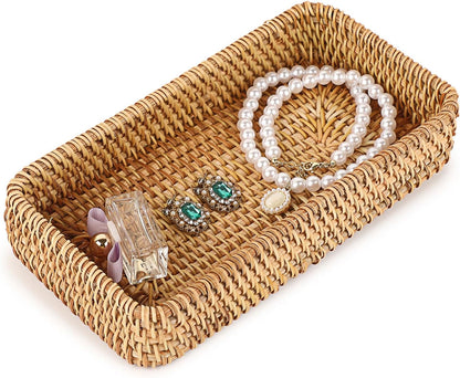 Hipiwe Key Basket Tray for Entryway Table Rattan Serving Tray Handwoven Wicker Baskets Vanity Trays Square Decorative Fruit Trays for Kitchen Counter Bedside Living Room Bathroom, 8.1"