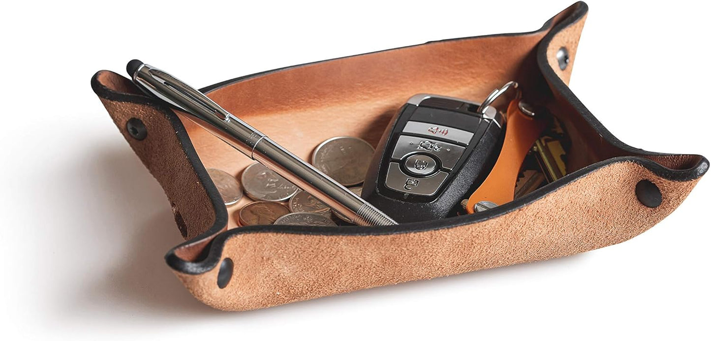 Main Street Forge Leather Valet Tray for Men – Rustic EDC Organizer for Keys, Phone & Wallet – Made in USA – Whiskey Barrel Brown