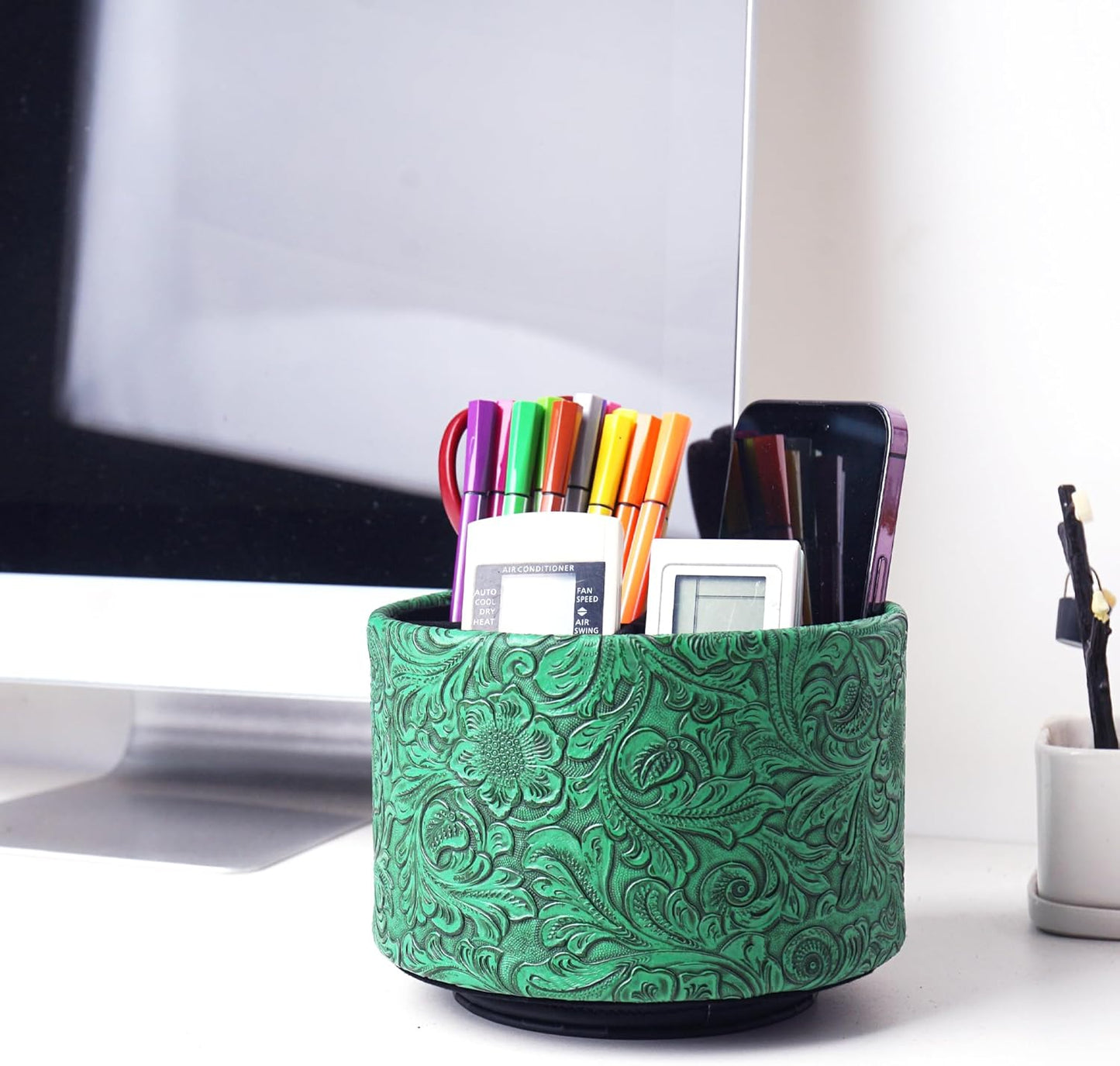 lizimandu Round Leather Art Supply Organizer,Remote Control Holder,360 Degree Spinning,Multi-Functional Pencil Holder,4 Compartments Desktop Stationary Organizer(1-Gold) - Colors A