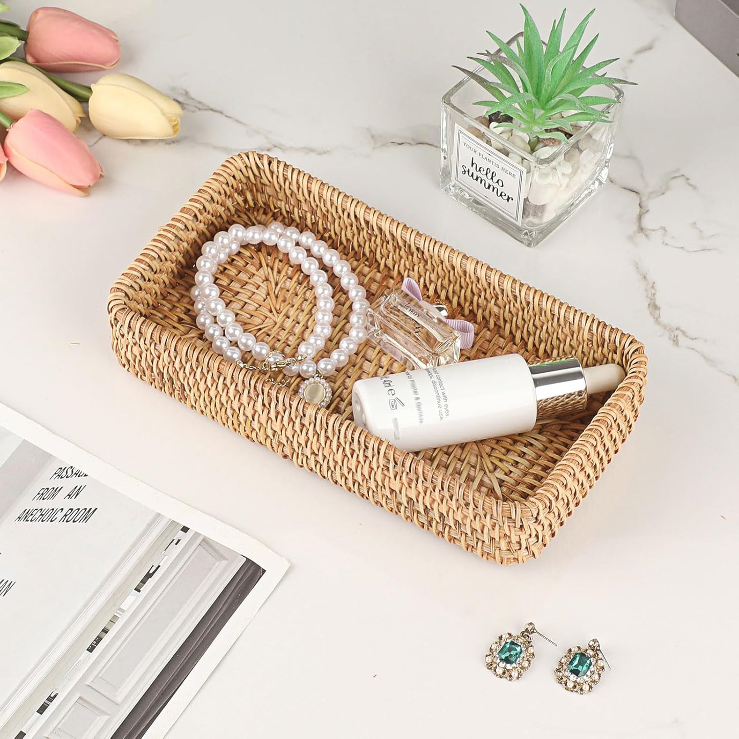 Hipiwe Key Basket Tray for Entryway Table Rattan Serving Tray Handwoven Wicker Baskets Vanity Trays Square Decorative Fruit Trays for Kitchen Counter Bedside Living Room Bathroom, 8.1"