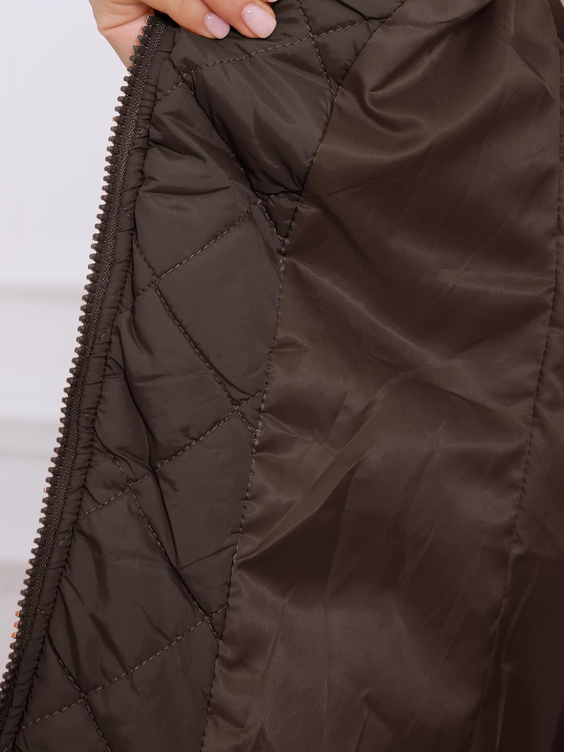 Allegra K Women's Puffer Vest Stand Collar Lightweight Gilet Quilted Zip Vest