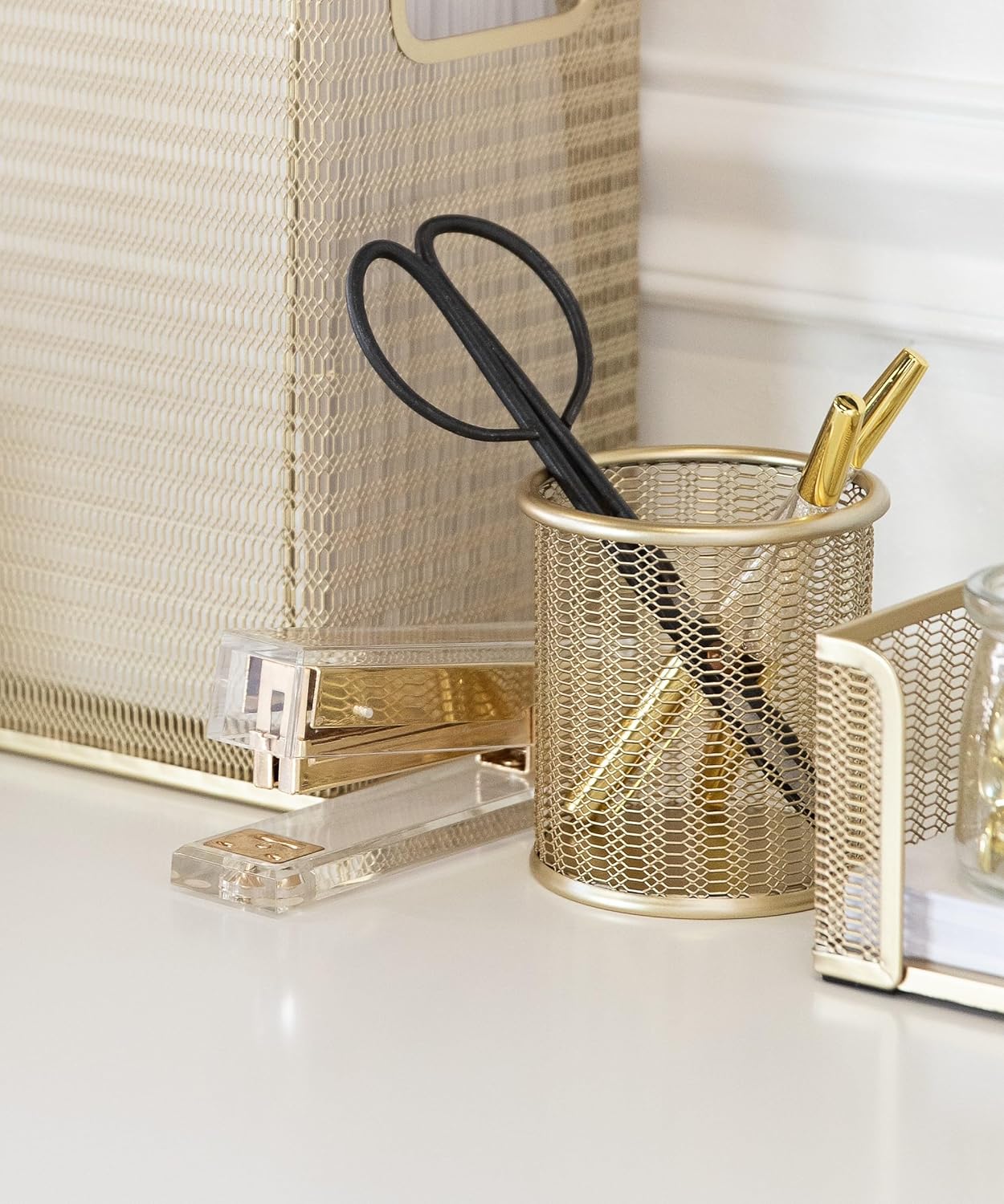 BLU MONACO | Gold Metal Mesh Pen Holder for Desk | Cute Pen Holder for Desk for Women | Wire Mesh Desk Organizer Pencil Cup for Office Workspace