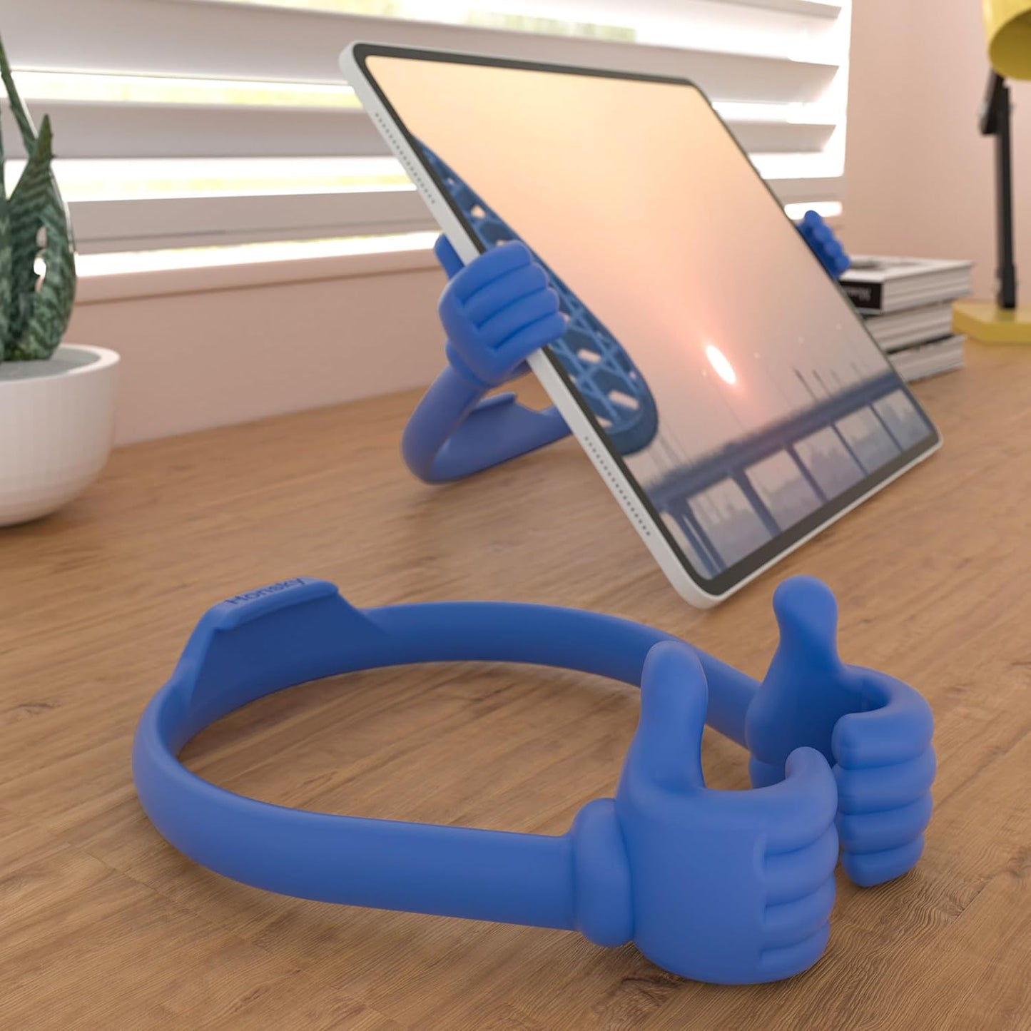 HONSKY 3361942 Cute Thumbs Up Adjustable Tpu Flexible Mobile Cell Phone Tablet Computer Display Stand Holder for Bed Desk - Blue and Black