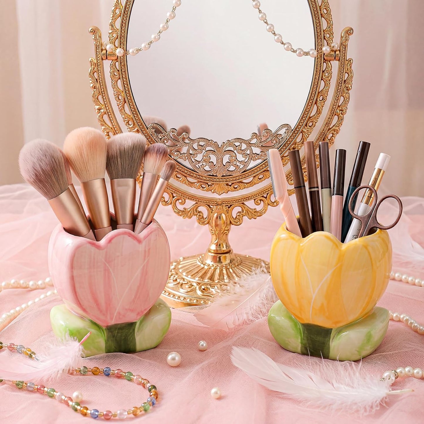 Foraineam 2 Pieces Ceramic Pen and Pencil Holder for Office Tulip Makeup Brush Storage Stand Cute Vase Decor Aesthetic Toothbrush Holder Desktop Organizers for Pencils, Painting Brushes, Art Supplies