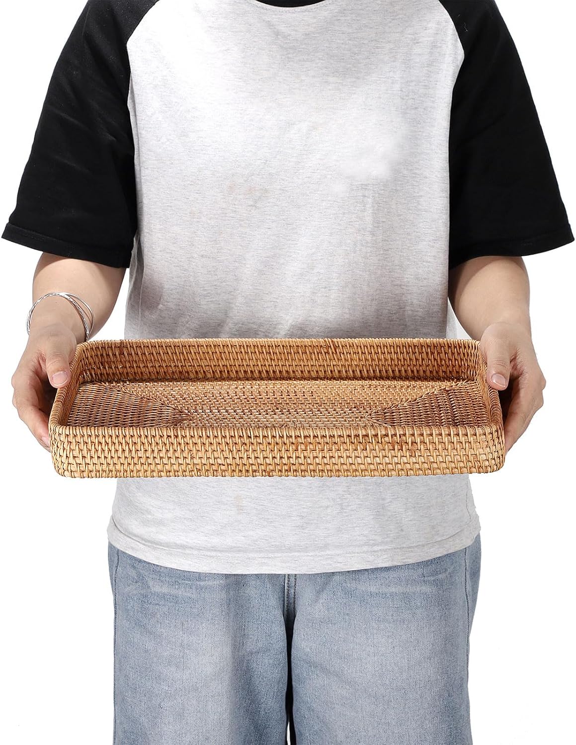 Hipiwe Key Basket Tray for Entryway Table Rattan Serving Tray Handwoven Wicker Baskets Vanity Trays Square Decorative Fruit Trays for Kitchen Counter Bedside Living Room Bathroom, 8.1"
