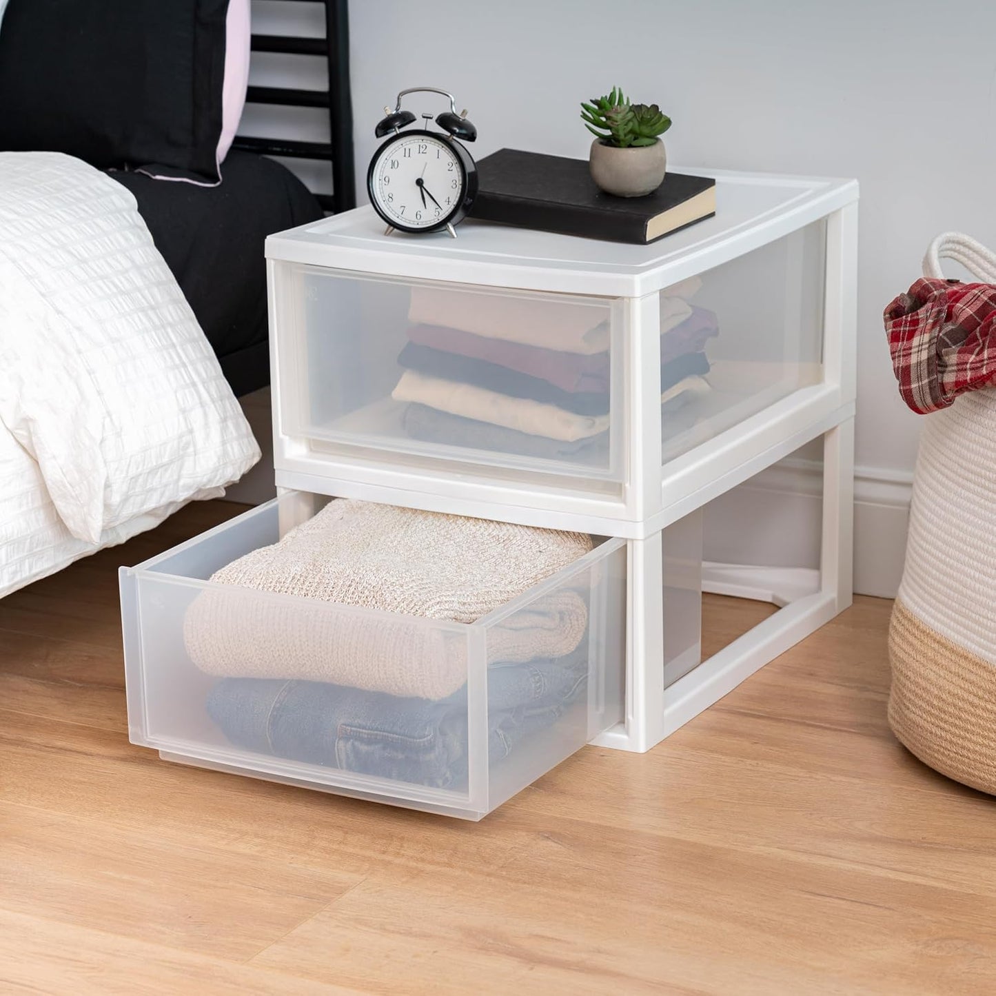 IRIS USA 47 Qt. Extra-Large Stackable Storage Drawer Plastic Drawer Organizer with Clear Doors, for Pantry Bedroom Closet Kitchen Under-Sink Home and Office De-Clutter Shoes and Crafts, White, 2-Pack