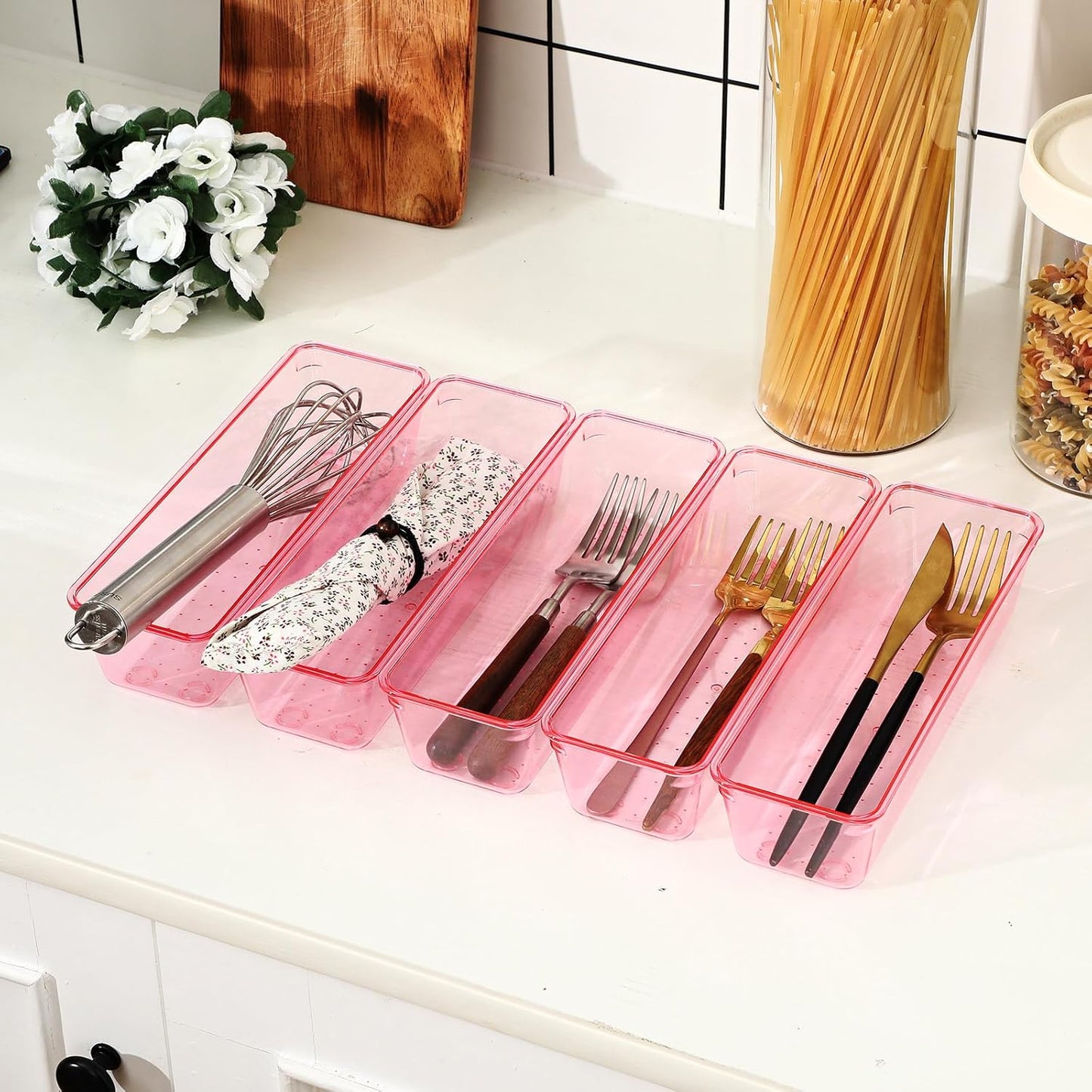Maitys 12 Pcs Clear Drawer Organizer 9 x 3 x 2 Inches Plastic Rectangle Trays Makeup Vanity Storage Bins and Kitchen Drawers Dividers for Office Desk Silverware Kitchen Utensils(Clear)