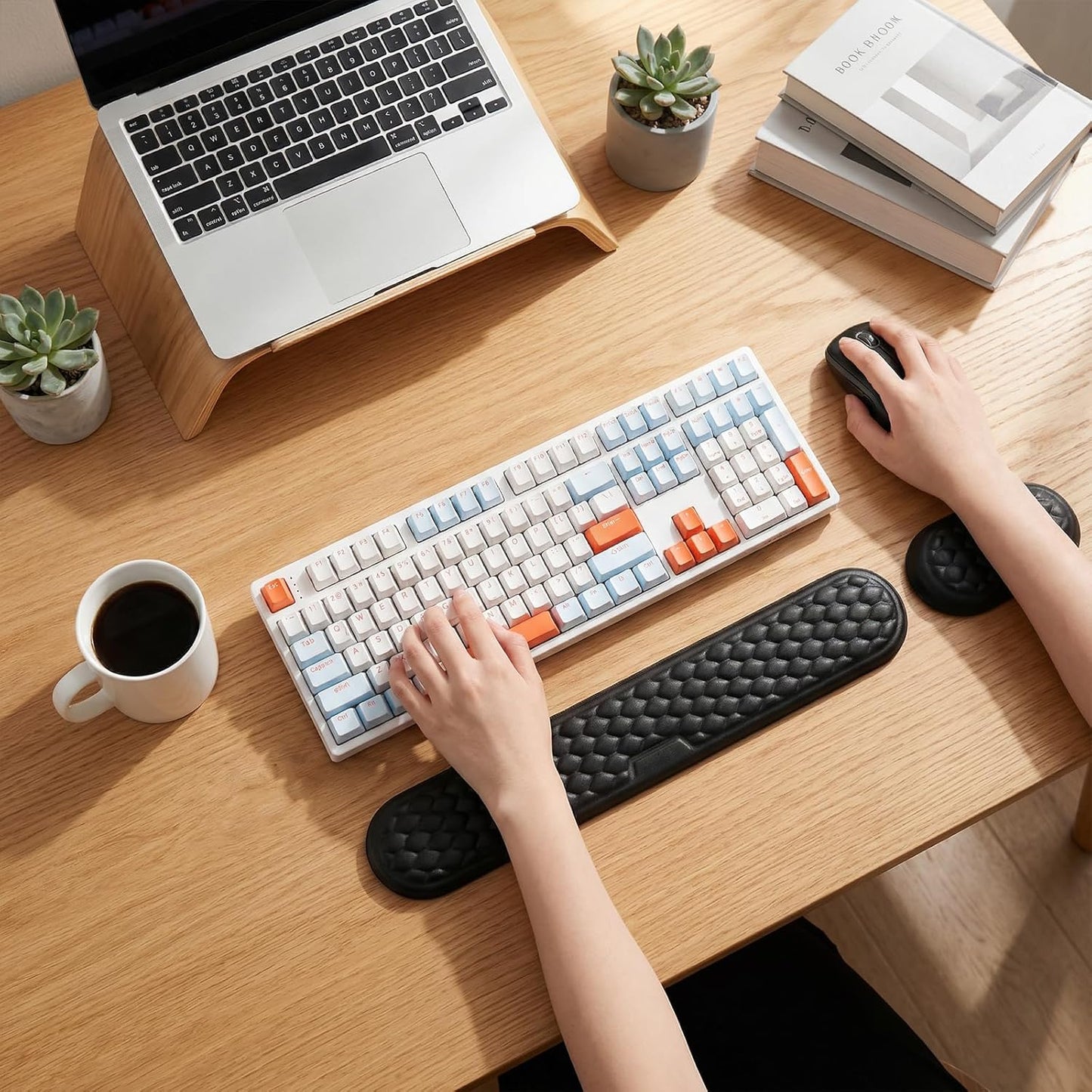Ergonomic Keyboard and Mouse Wrist Rest Set - Memory Foam Support Pads, Non-Slip Desk Accessories for Office, Home, Gaming, Reduces Fatigue & Strain,Black