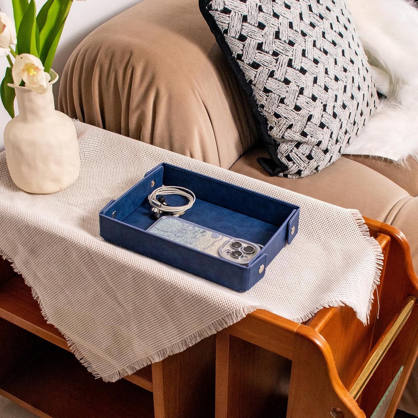 SANQIANWAN PU Leather Valet Tray Small NightStand Bedside Entry Table Trya for Phone Jewelry Glasses Keys and Coins Father's Day Birthday Gifts (Blue)