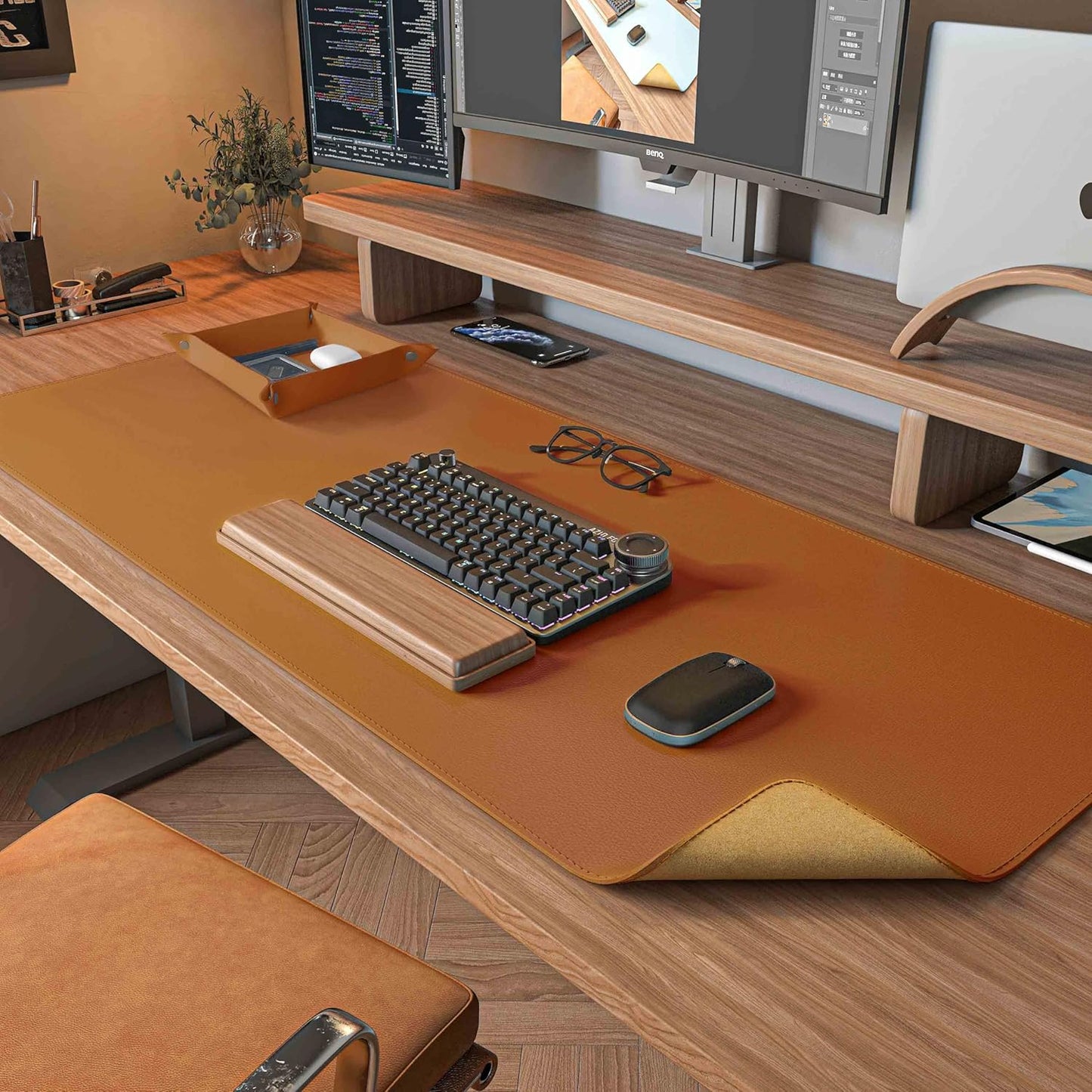 DAWNTREES Dual Sided Desk Mat,Leather Desk Pad,Cork Desk Mat Protector,with PU Leather Valet Tray Organizer,Large Mouse Pad,Desk Writing Pad for Office and Home(Dark Green 31.5"x15.8")